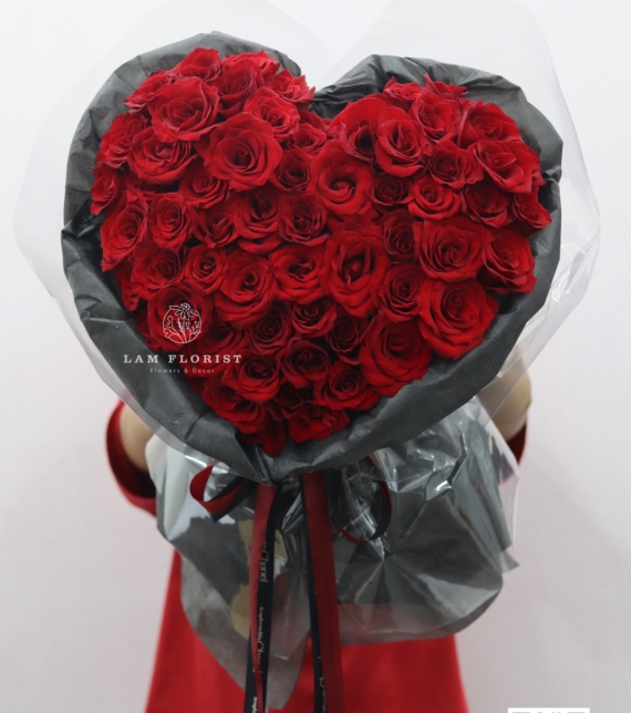 “Thiên Tâm Lệ Ái”