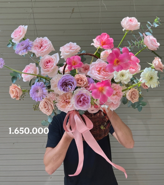  “Quý Tinh Hoa – Elegant Blossom”