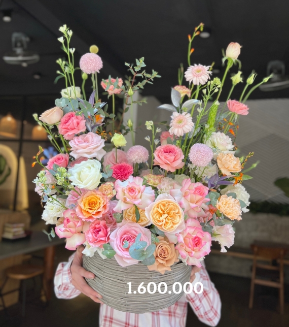 Hộp Hoa “Sắc Hồng Dịu Ngọt”