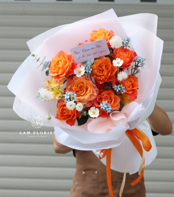 Spirit Glow - Bó Hoa Hồng Cam Rực Rỡ