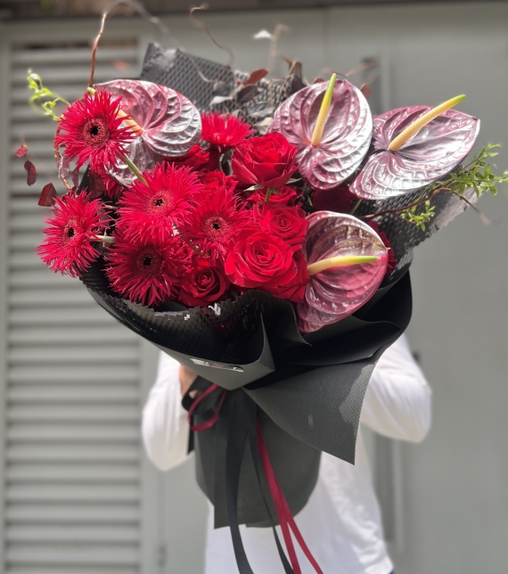 Bó hoa tone đỏ mix02