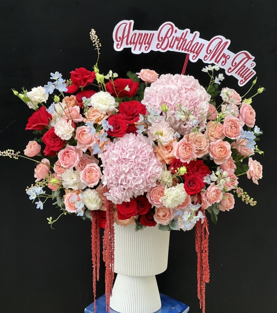 “Quý Phái Nồng Nàn”