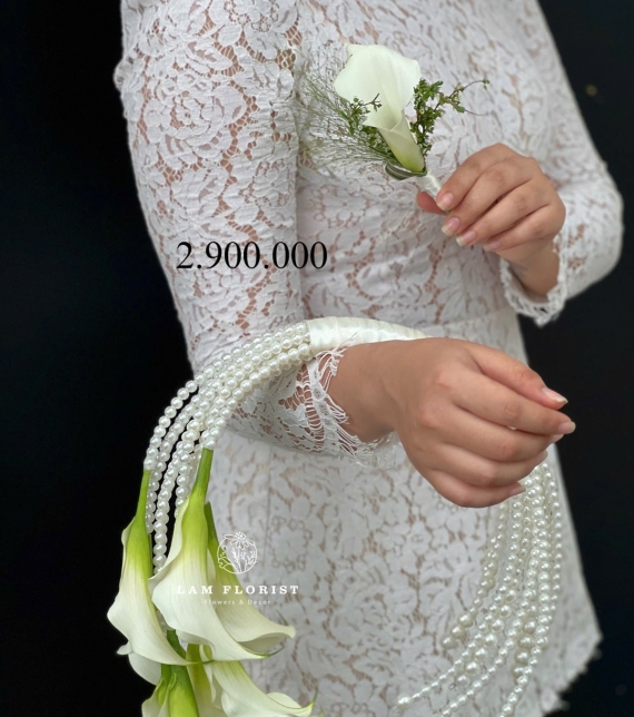 “Ivory Curve Elegance – Đường Cong Ngà Thanh Khiết”