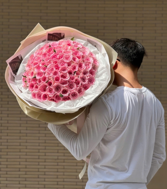 Hoa hồng Lạc thần 99 bông