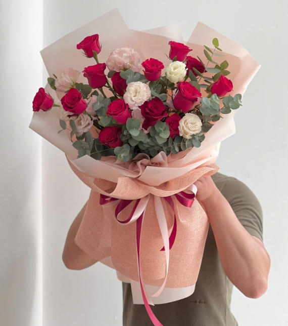 Bó hoa tone đỏ mix