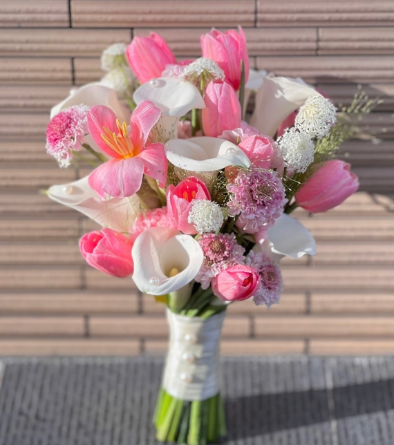 Hoa cưới Tulip & Calla Lily nhập khẩu
