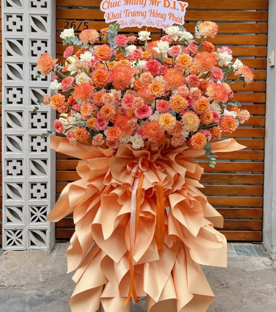 Kệ hoa chúc mừng tone cam 01
