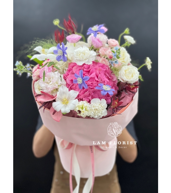 Sắc Hồng Dịu Dàng - “Whispers of Bloom”