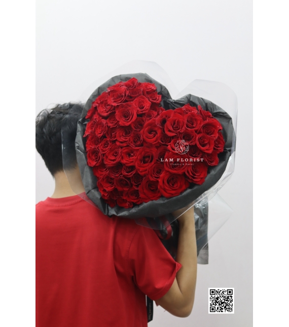 “Thiên Tâm Lệ Ái”