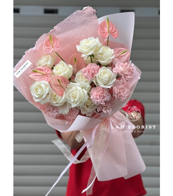 Bó Hoa Tone Hồng Dịu Dàng