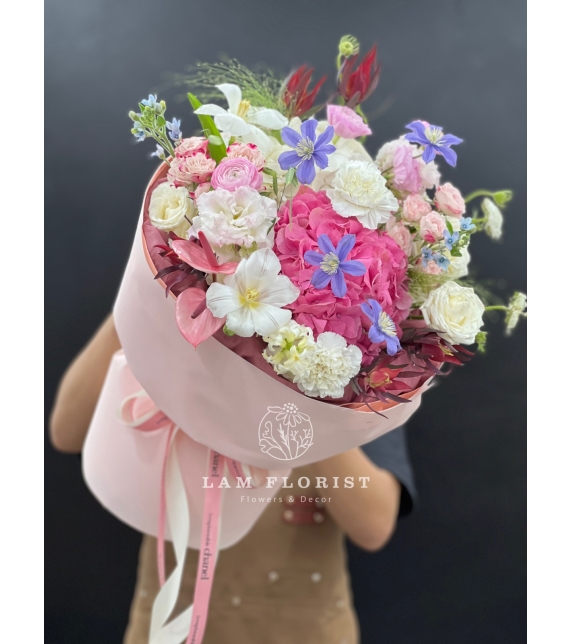 Sắc Hồng Dịu Dàng - “Whispers of Bloom”