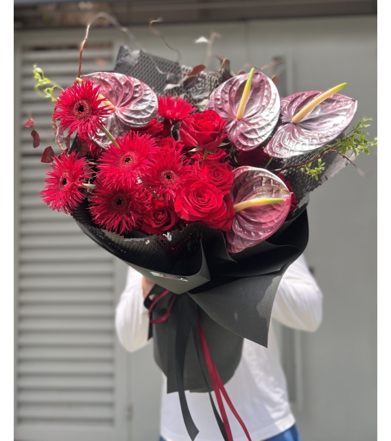 Bó hoa tone đỏ mix02