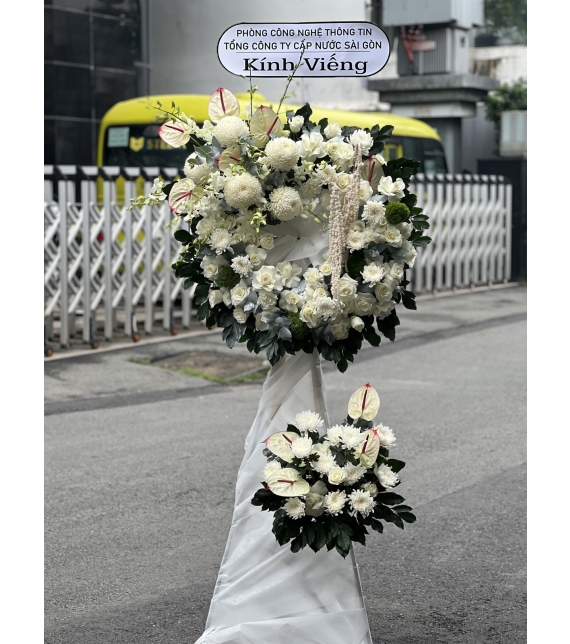 “Niềm Thương Kính Dâng” 🌿