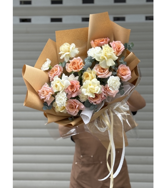 “Hồng Nguyệt Bạc”