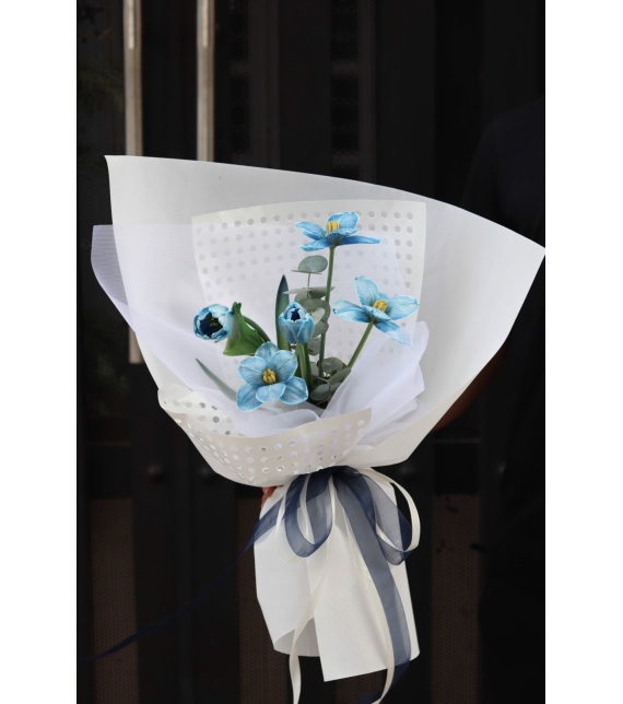 “Blue Reverie – Giấc Mơ Lam Ngọc”