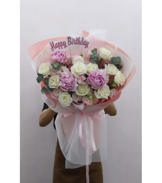  “White Whisper & Pink Bloom – Lời Thì Thầm Của Hoa”