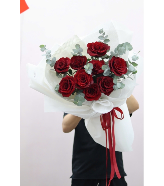  “Crimson Prestige – Quyền Uy Đỏ Thẫm”