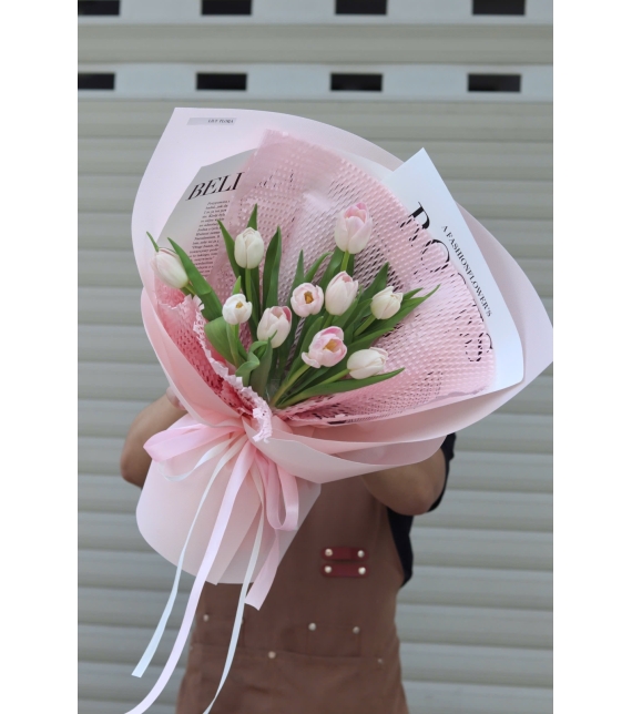 “Blush Elegance – Sắc Hồng Thanh Nhã”