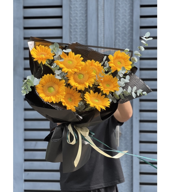 Bó 10 hướng dương nhuỵ xanh 