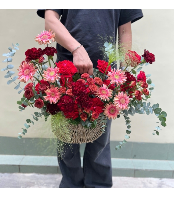 Hoa giỏ tone Đỏ mix