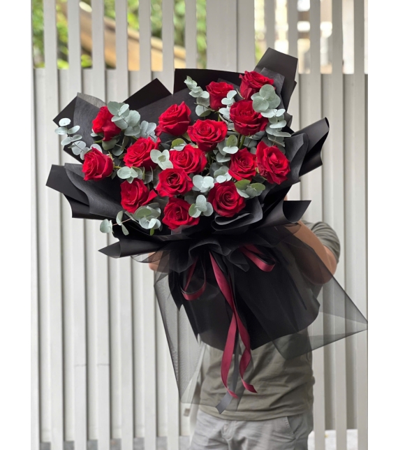 Bó hoa 15 bông hồng nhập Ecuador 